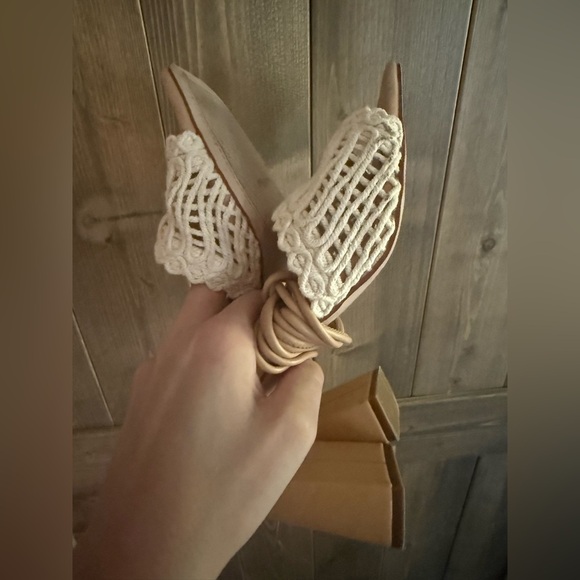 Jessica Simpson Beige Woven Lace-up Sandals - Picture 5 of 7